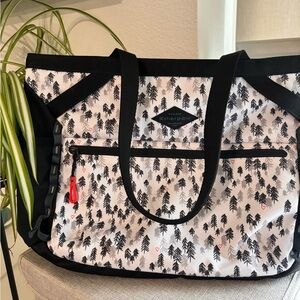 Sherpani tote bag